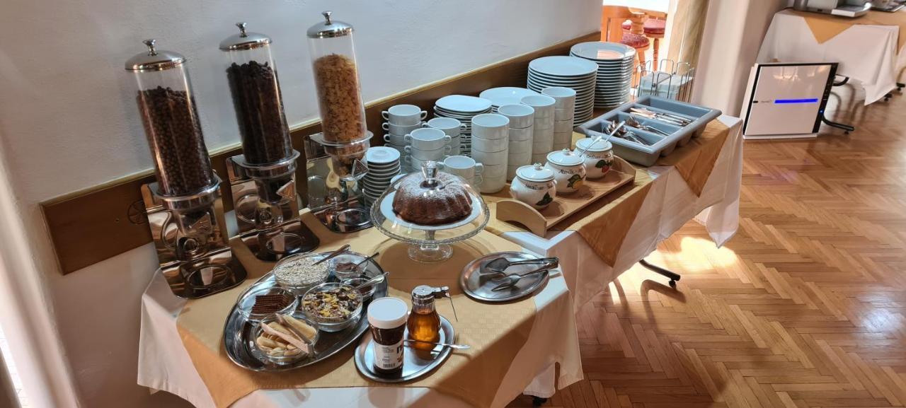 Kurhotel Renona Rehabilitation Земмеринг Экстерьер фото